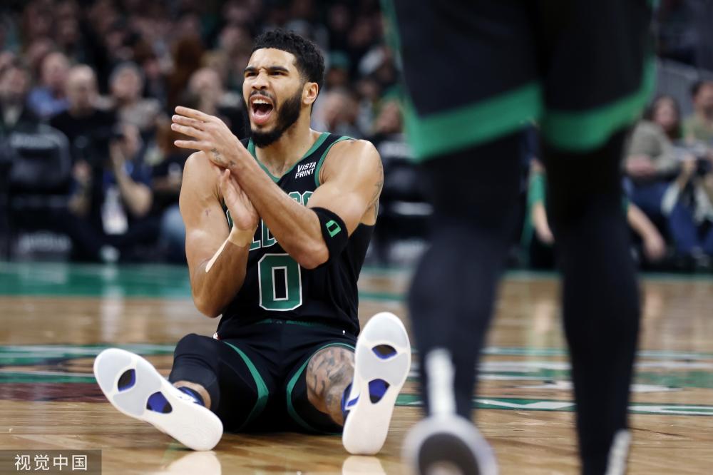 通过前场的 通过前场的